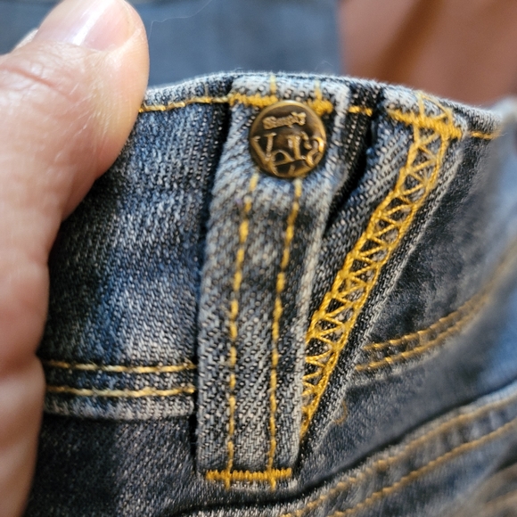 SimplyVera Wang Jeans - Picture 4 of 10